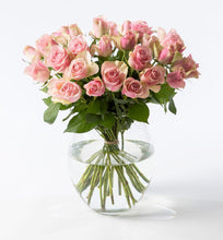 Load image into Gallery viewer, 30 pink roses - abcFlora.com