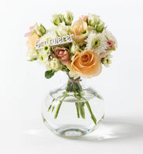 Load image into Gallery viewer, Fair trade rose bouquet in peach - abcFlora.com