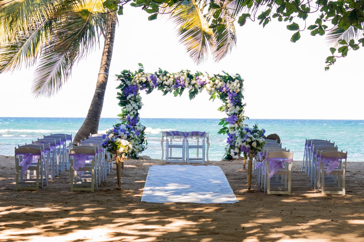 How to Send Flowers to Dominican-Republic from United States — 2026 Guide