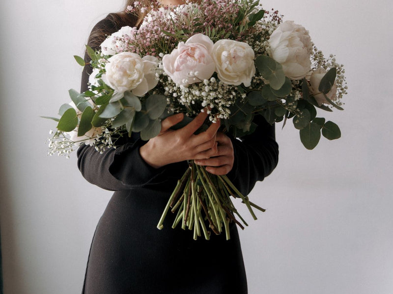 How to Send Flowers to Ireland from United States — 2026 Guide