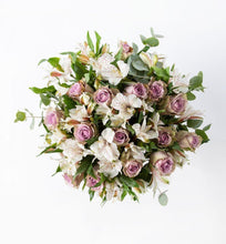 Cargar imagen en el visor de la Galería, Purple rose bouquet with alstroemeria - abcFlora.com