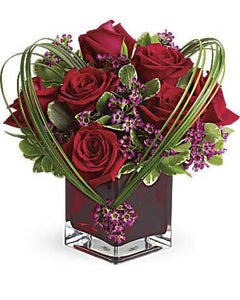 Sweet Thoughts Bouquet with Red Roses - abcFlora.com